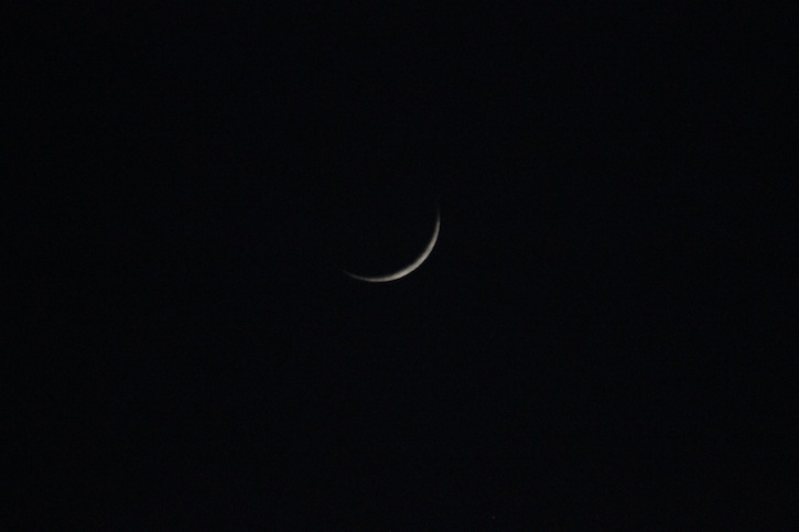 Saint-Louis : le croissant lunaire très visible (images)
