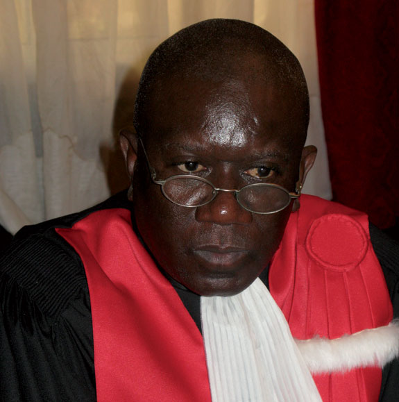 Le professeur Adama DIAW de l’Université Gaston Berger nommé membre intuitu personae du Comité de Politique Monétaire (CPM) de la BCEAO