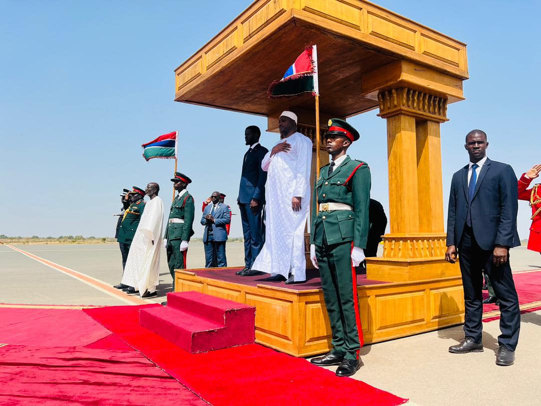 Les images de l'arrivée du président Bassirou Diomaye Faye en Gambie