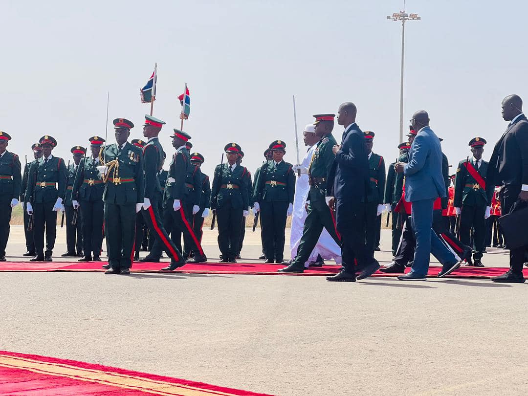 Les images de l'arrivée du président Bassirou Diomaye Faye en Gambie