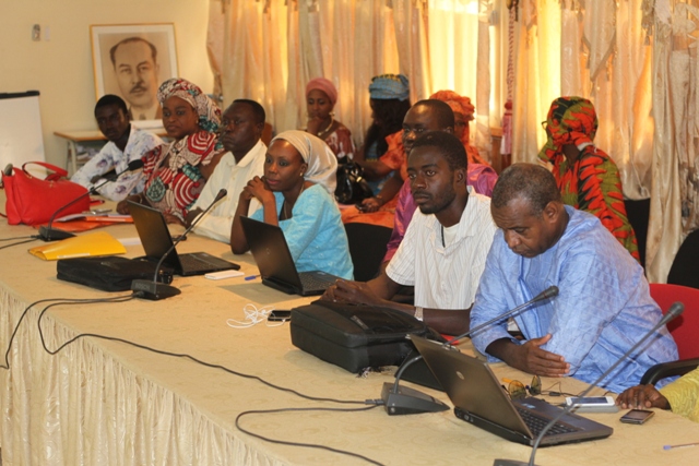 UNIVERSITÉ GASTON BERGER : une radio campus et un studio de production audiovisuelle en 2017. UNIVERSITÉ GASTON BERGER : une radio campus et un studio de production audiovisuelle en 2017.