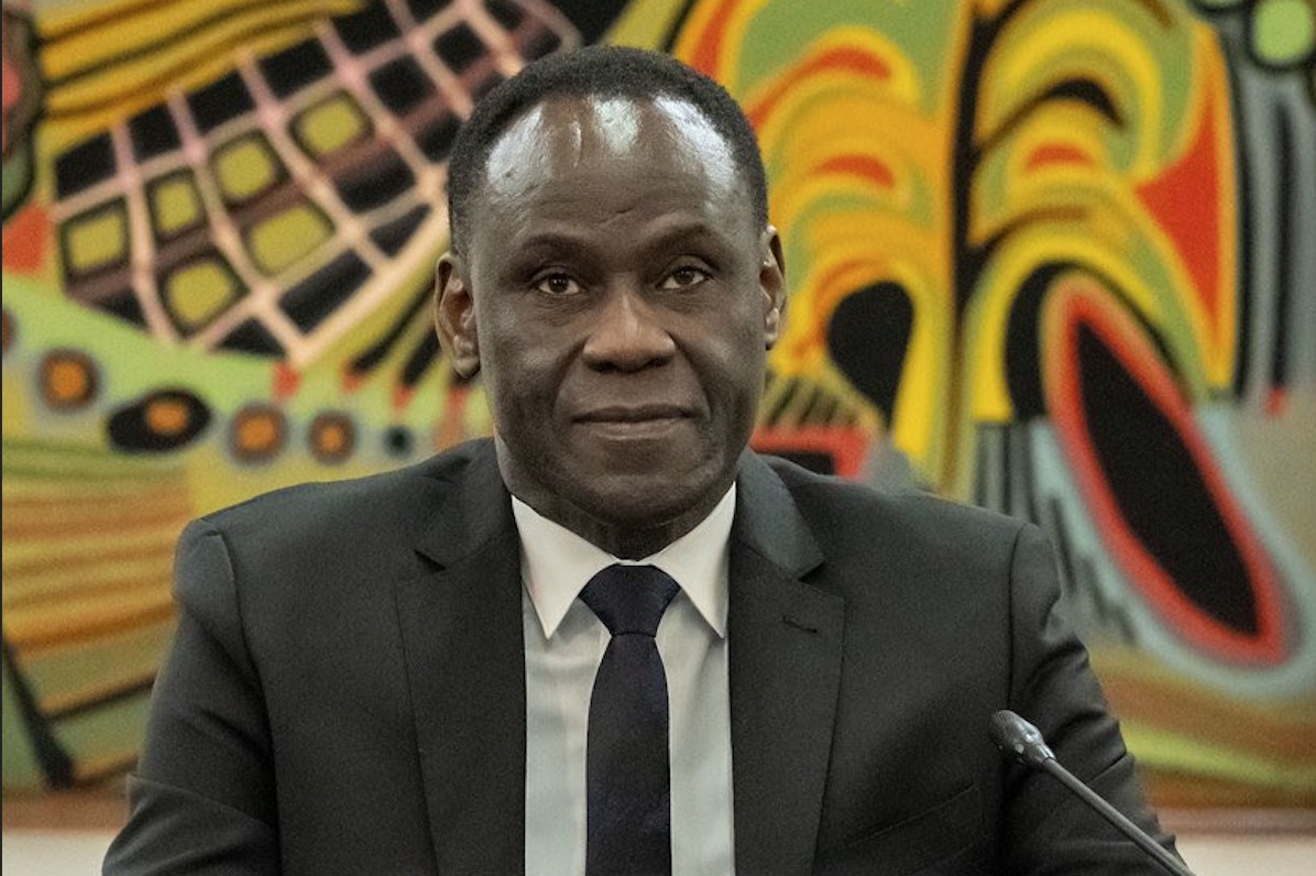 Tension au camp pénal : le ministre de la Justice sur les lieux. La situation sous contrôle