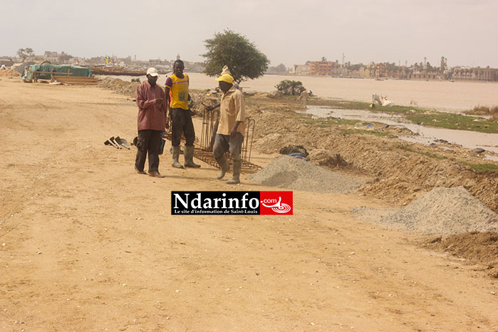 (PHOTOS) ENTRÉE DE L’HYDROBASE : construction d’une nouvelle plateforme destinée aux camions frigorifiques. (PHOTOS) ENTRÉE DE L’HYDROBASE : construction d’une nouvelle plateforme destinée aux camions frigorifiques.