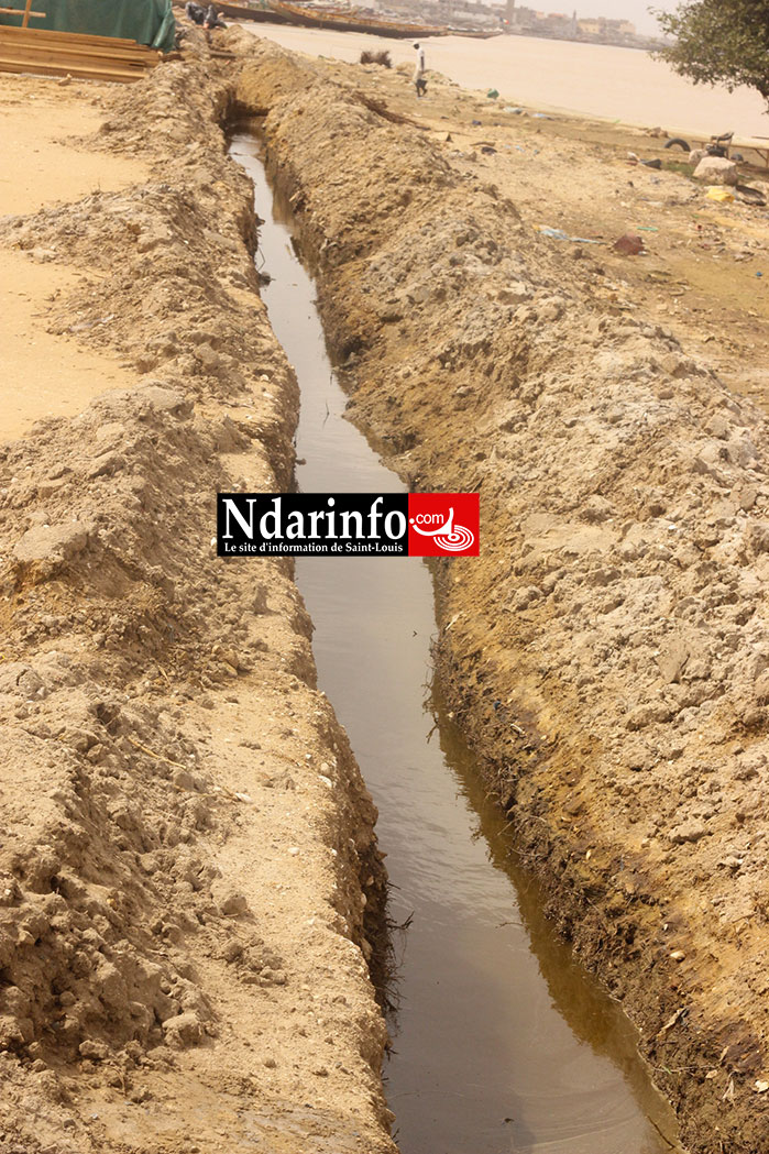 (PHOTOS) ENTRÉE DE L’HYDROBASE : construction d’une nouvelle plateforme destinée aux camions frigorifiques. (PHOTOS) ENTRÉE DE L’HYDROBASE : construction d’une nouvelle plateforme destinée aux camions frigorifiques.