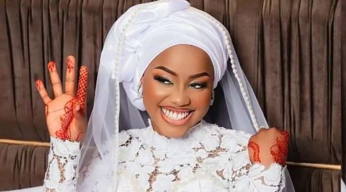 Aïcha Tamba, la femme de Sadio Mané, a décroché son Bac Aïcha Tamba, la femme de Sadio Mané, a décroché son Bac