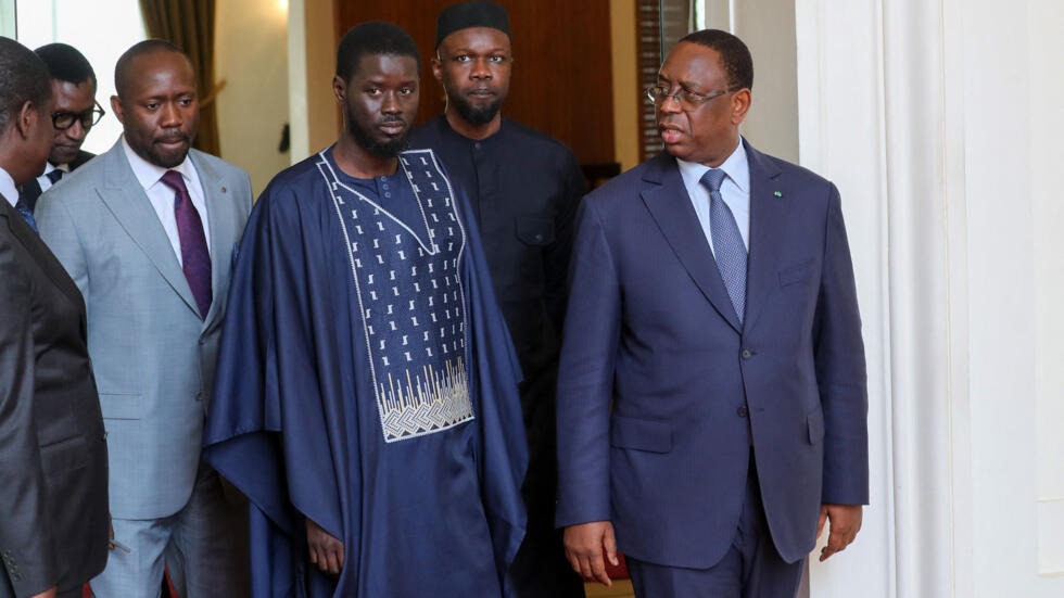 « Blocage de ses privilèges » et reddition des comptes: Macky Sall vilipende le tandem Sonko-Diomaye