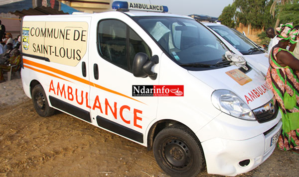 ÉVACUATION DES MALADES : Yérim THIOUB offre des ambulances aux Communes de Saint-Louis, Gandiol et Ross-Bethio.