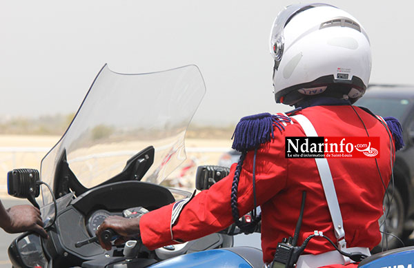 Saint-Louis : 96 personnes interpellées après une rafle de la Police. Des véhicules et motos saisis. Saint-Louis : 96 personnes interpellées après une rafle de la Police. Des véhicules et motos saisis.