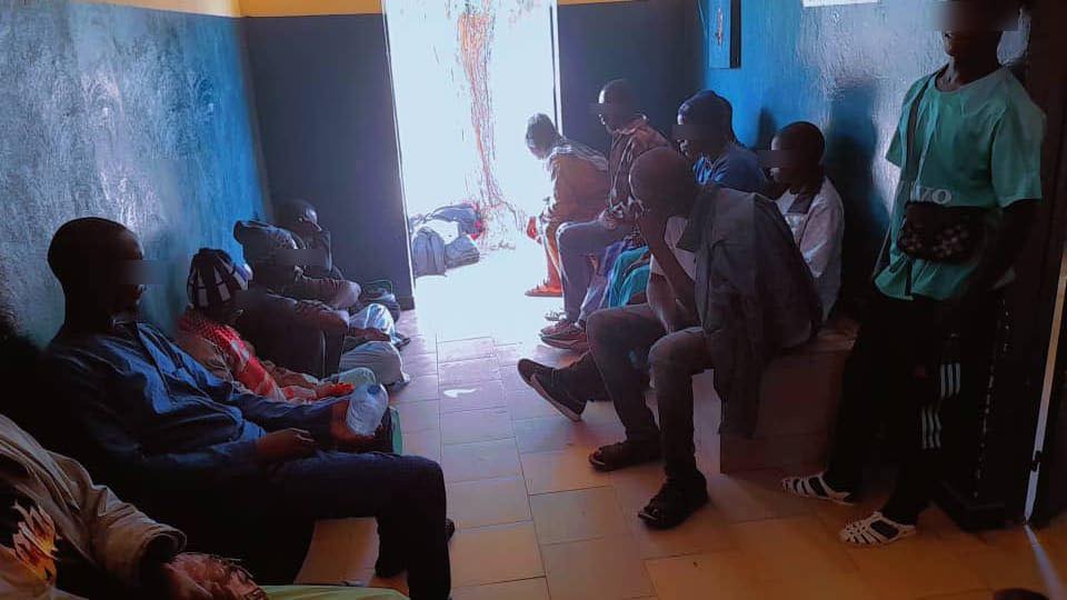 Lutte contre l'émigration irrégulière : la Gendarmerie nationale interpelle seize individus à Boulel Lutte contre l'émigration irrégulière : la Gendarmerie nationale interpelle seize individus à Boulel