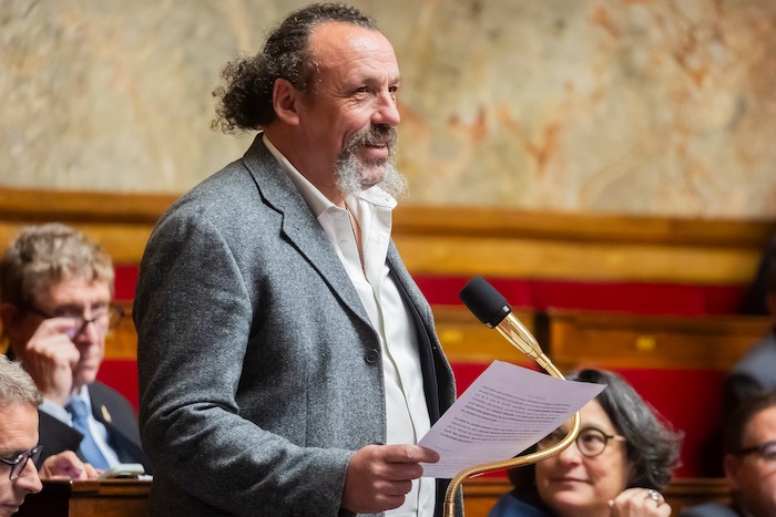 Exploitation du Zircon à Diogo : un député écologiste interpelle le gouvernement français sur les activités du groupe Eramet