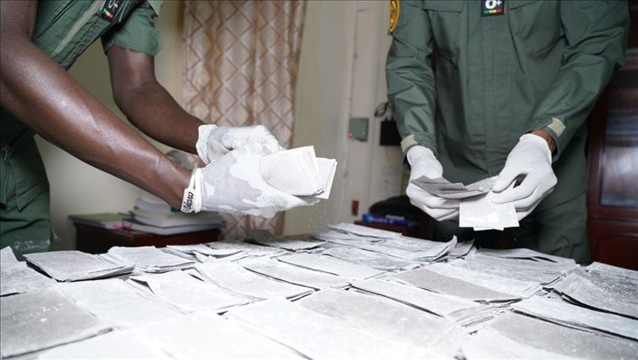 Douanes sénégalaises : plus de 6,7 milliards de francs CFA en faux billets saisis en une semaine
