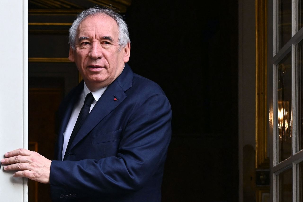 France : Chute du PM François Bayrou, le gouvernement renversé