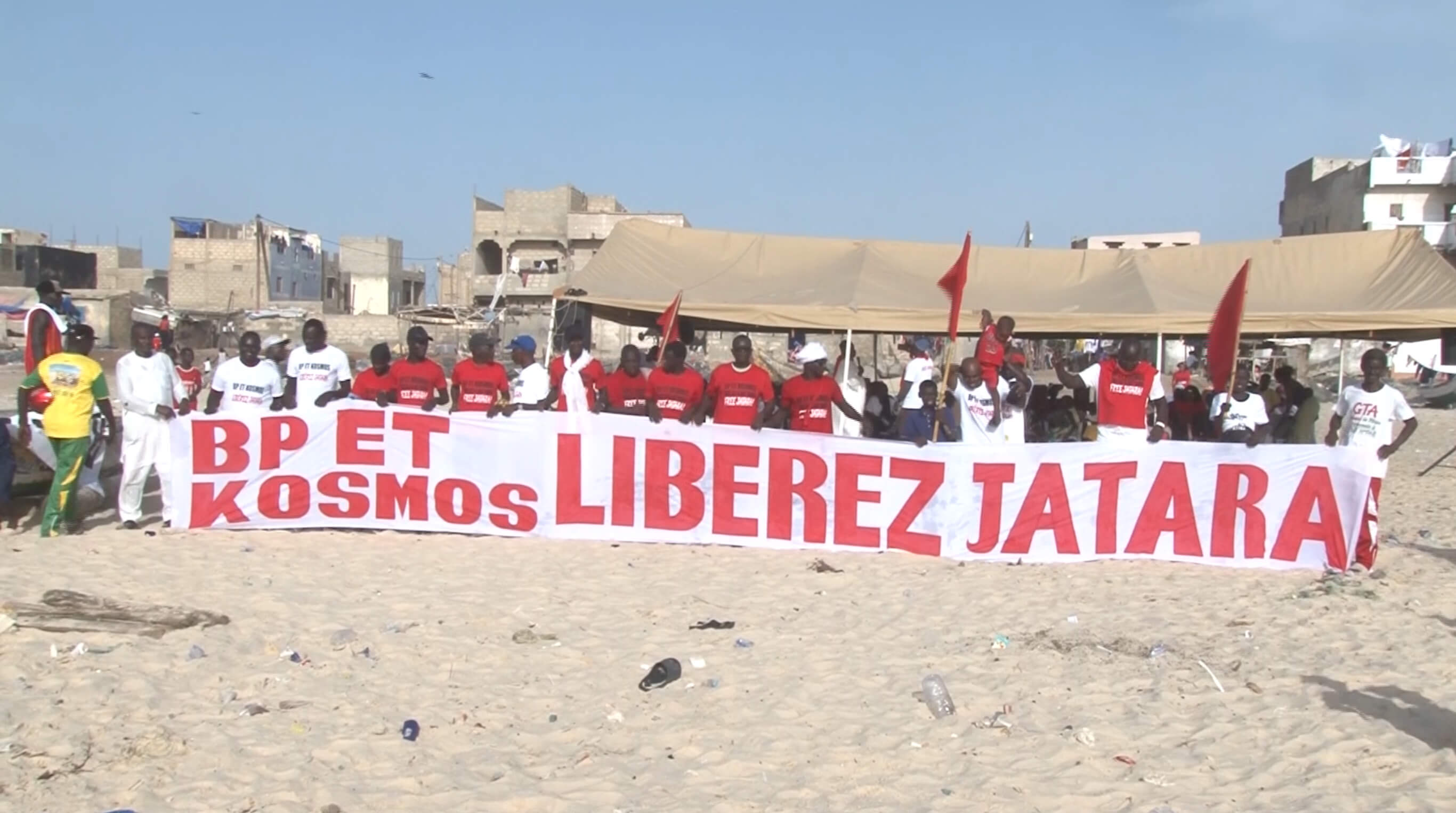 Saint-Louis : Mobilisation des pêcheurs artisanaux contre BP et Kosmos Saint-Louis : Mobilisation des pêcheurs artisanaux contre BP et Kosmos