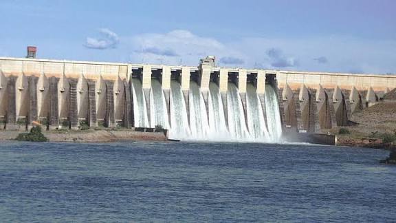 Lâchers d'eau au barrage de Manantali : mesures de sécurité et prévention des risques d'inondation