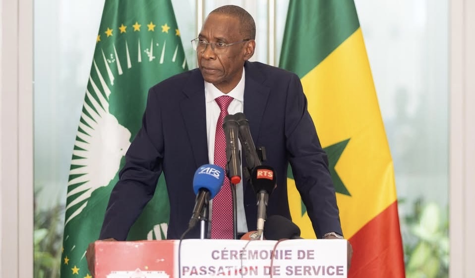 Cheikh Niang, nouveau ministre des Affaires étrangères, s’engage à servir avec rigueur et détermination