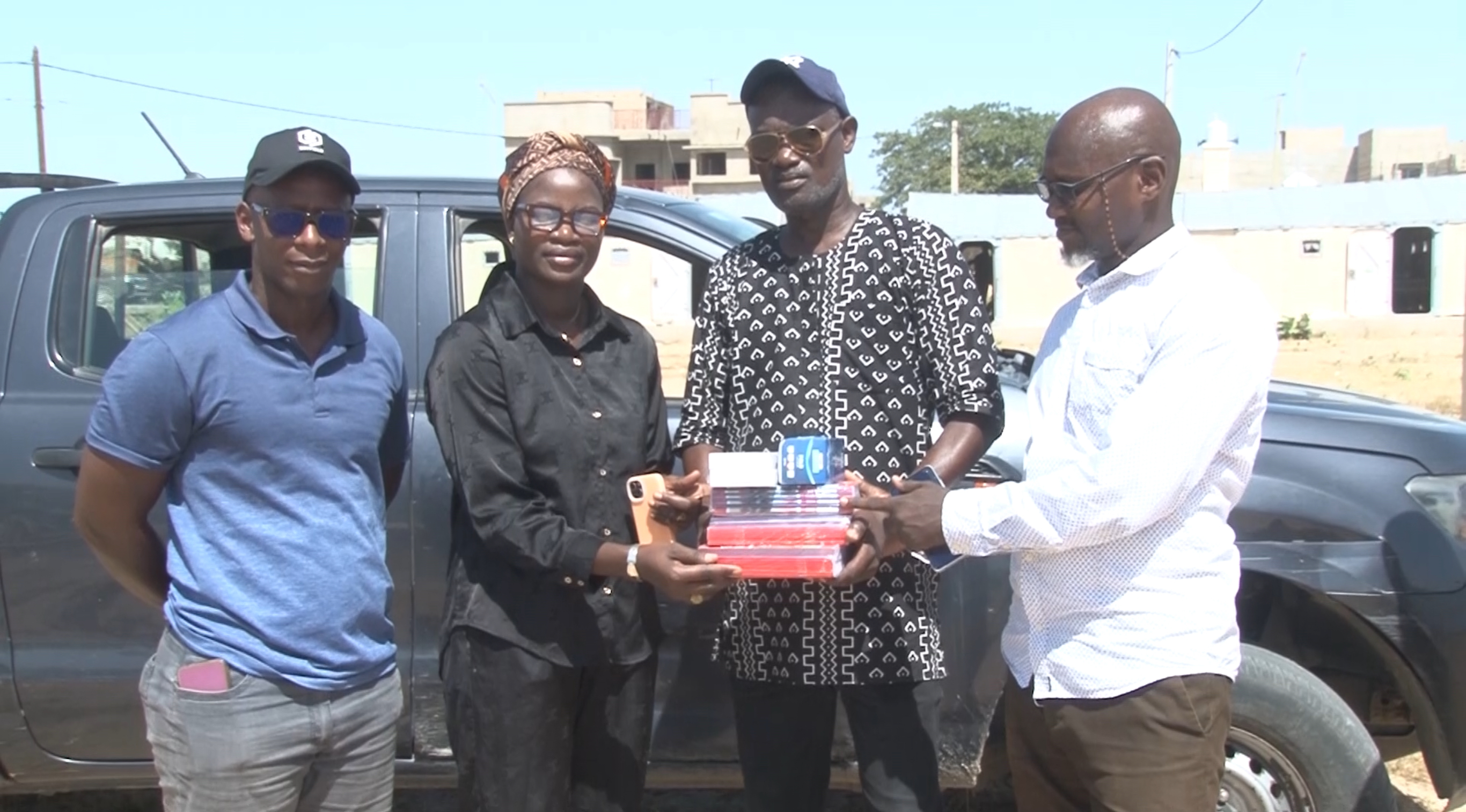 Diougop : L’ADM remet des fournitures scolaires aux élèves déplacés