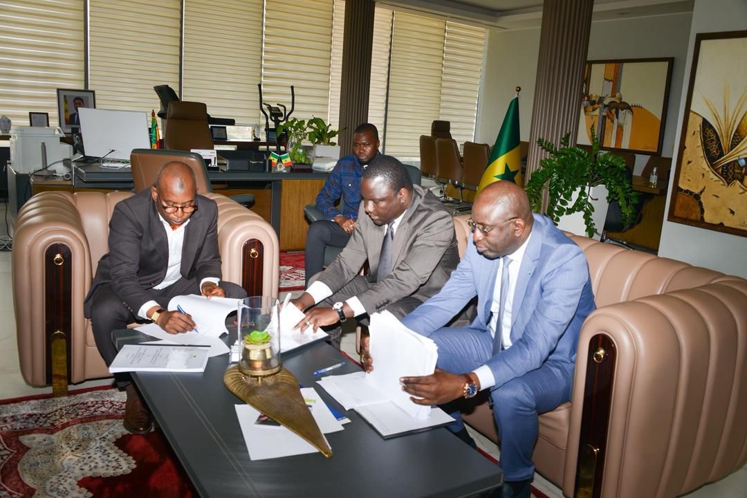 Infrastructures scolaires : Déthié Fall élargit son portefeuille