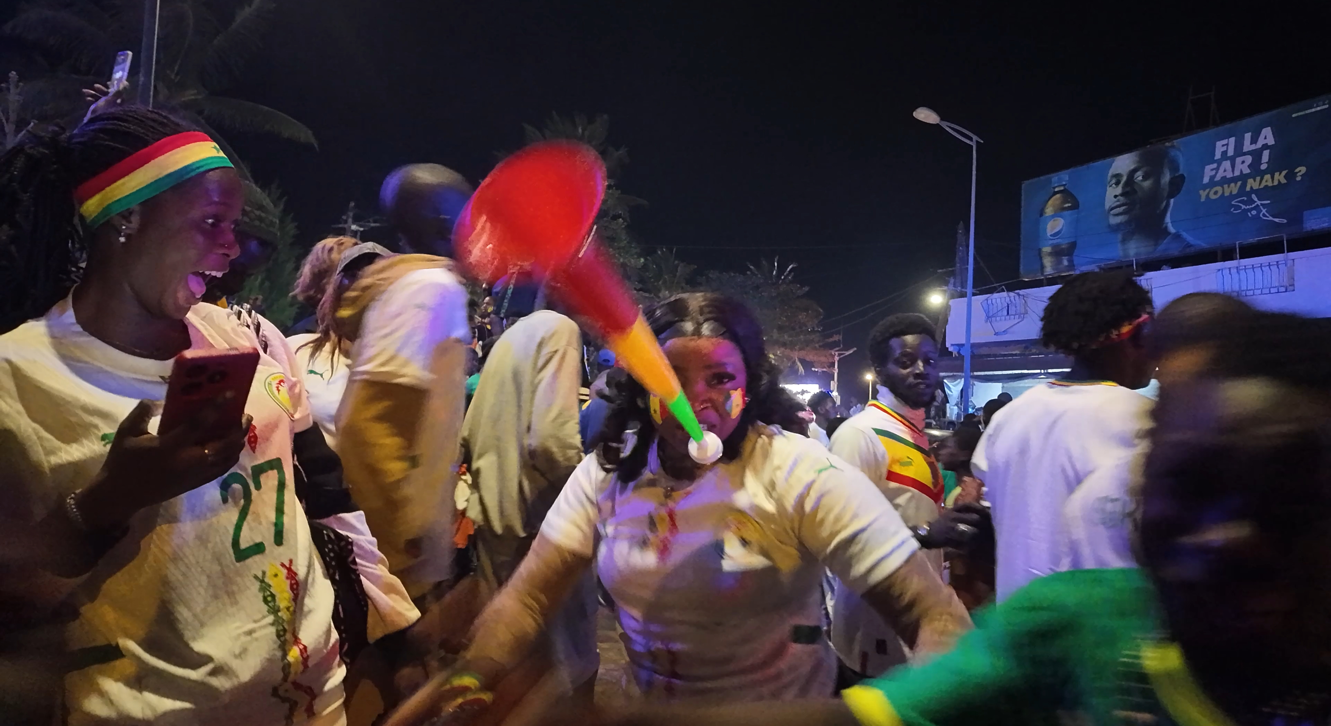CAN 2025 : Saint-Louis célèbre la victoire des Lions, le Pont Faidherbe pris d'assaut