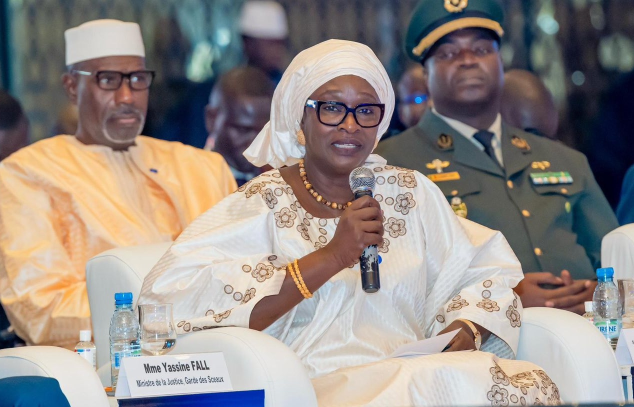 Surchauffe carcérale à Mbour : Yacine Fall annonce la construction d'une nouvelle maison d'arrêt