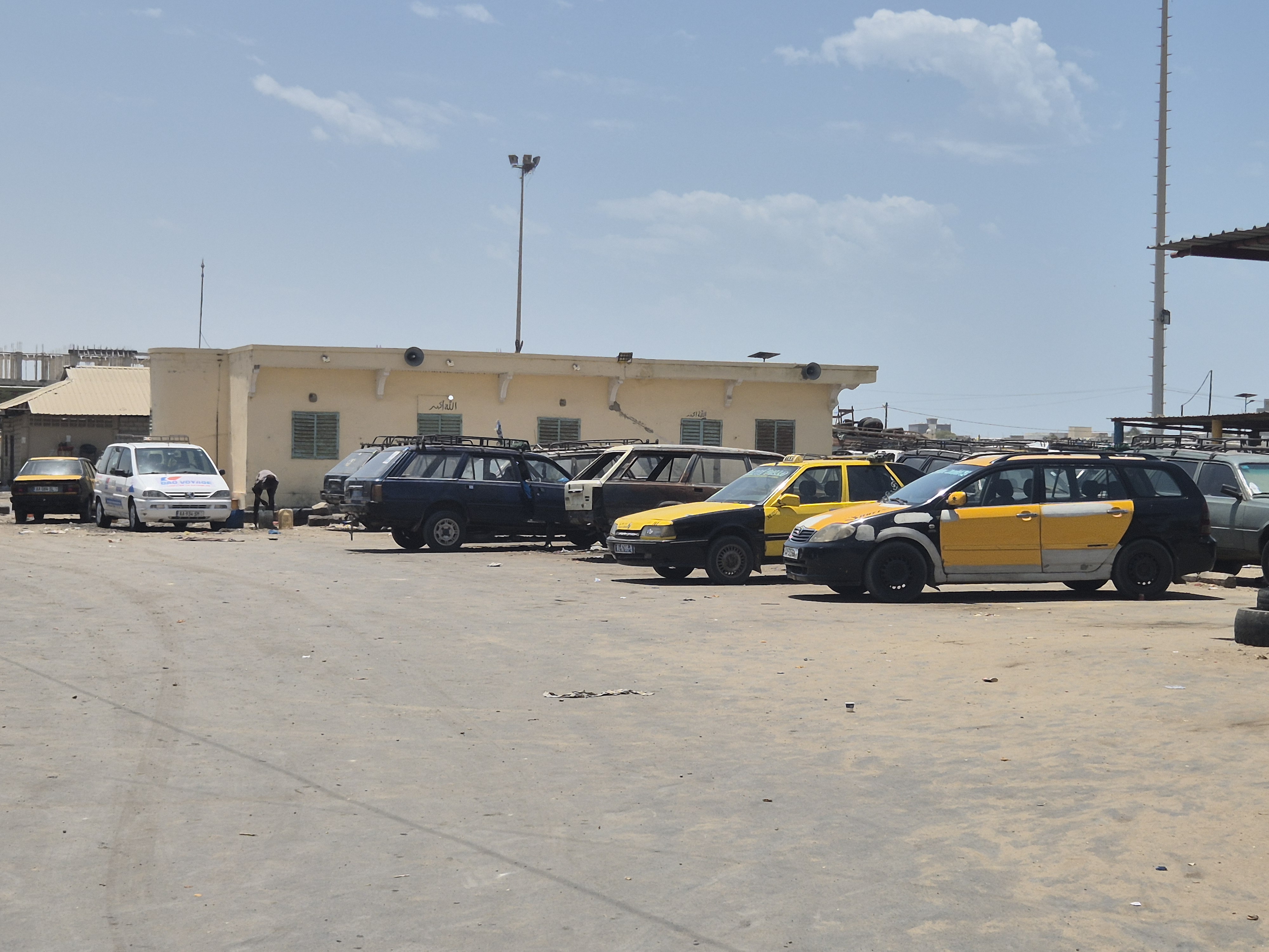Grève à Saint-Louis : Gare routière déserte et trafic paralysé ce lundi [En images]