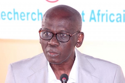 Mamoussé Diagne décrit la culture comme soubassement du développement.