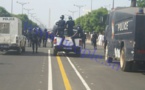 MARCHE DE L'OPPOSITION : La police lance des lacrymogènes et disperse les manifestants MARCHE DE L'OPPOSITION : La police lance des lacrymogènes et disperse les manifestants