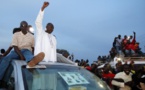 Gambie: victoire surprise d’Adama Barrow, défaite historique de Yahya Jammeh