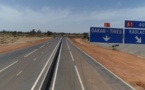 Macky Sall a inauguré le tronçon de l’autoroute Aéroport international Blaise Diagne (AIBD)-Mbour-Thiès Macky Sall a inauguré le tronçon de l’autoroute Aéroport international Blaise Diagne (AIBD)-Mbour-Thiès