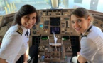 Twitter Une mère et sa fille pilotent ensemble un avion de ligne, la photo fait le buzz