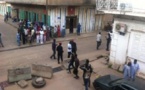 Des hommes armés cambriolent une boutique en plein jour Des hommes armés cambriolent une boutique en plein jour