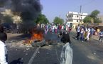 |PHOTOS| Les élèves du CEM de Mpal ont boudé les classes et bloqué la route nationale, ce matin