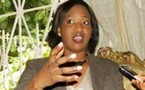 "Awa Ndiaye, Aida Mbodj et Ousmane Ngom sont en train de confectionner des cartes d'électeurs", déclare Zahra Iyane Thiam