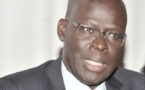 MARCHE NDAR TOUTE : Des ambulants refusent de serrer la main de Cheikh Bamba DIEYE.