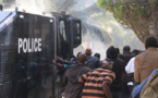 Visite de Sonko à la Patte d’Oie: un policier se blesse en maniant une grenade lacrymogène