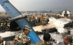 ​Un avion avec 167 passagers prend feu au Népal