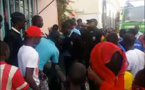 VIDEO - INSOLITE À SAINT-LOUIS : ils coincent deux voleurs et l’amènent au Tribunal pour les juger ! VIDEO - INSOLITE À SAINT-LOUIS : ils coincent deux voleurs et l’amènent au Tribunal pour les juger !