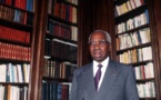 France : le président Diomaye Faye instruit l'arrêt de la vente aux enchères de la bibliothèques de Léopold Sédar Senghor