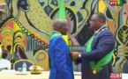 VIDÉO – DÉCORÉ PAR MACKY SALL, GOLBERT DIAGNE FOND EN LARMES ET DÉCLARE : « C’est un acte de générosité, de courtoisie, de respect ... ». Regardez ! VIDÉO – DÉCORÉ PAR MACKY SALL, GOLBERT DIAGNE FOND EN LARMES ET DÉCLARE : « C’est un acte de générosité, de courtoisie, de respect ... ». Regardez !