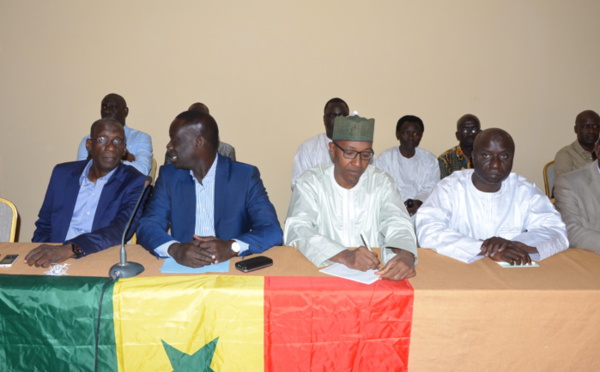 Marche de l’opposition : Le Front « Mankoo Wattu » va défier le ministre de l’intérieur