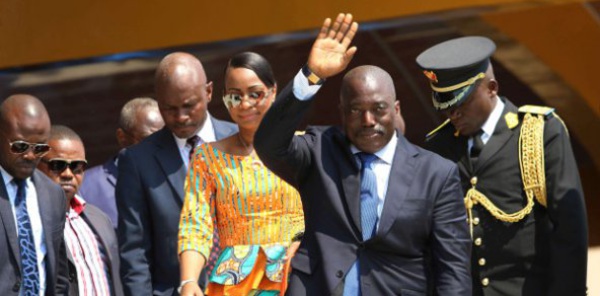 Kinshasa répond à Hollande : la RDC n’est pas un « département d’outre-mer » français