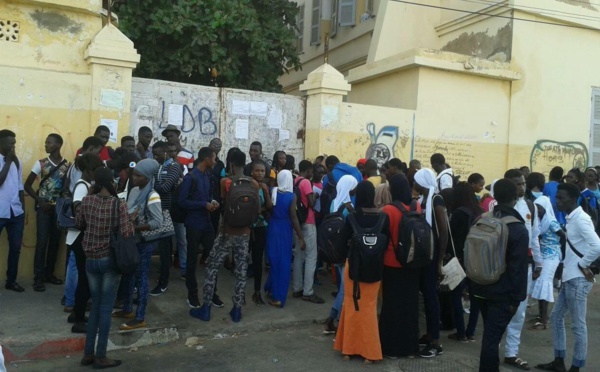 Urgent - Grève des élèves du lycée Oumar Foutiyou Tall
