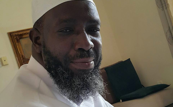 ( Vidéo) L'émouvante récitation de l'Imam Saint-Louisien Hassane DIOP à la visite de Macky SALL à Dubaï.
