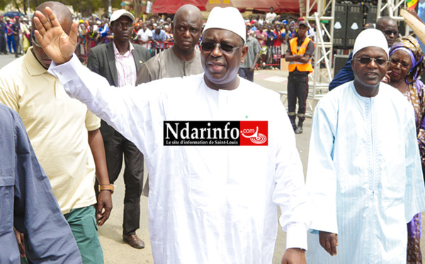Saint-Louis : l’arrivée de Macky, la remise des chèques aux pêcheurs , le discours intégral du Chef de l’État (vidéo) 