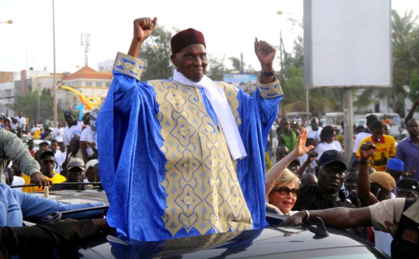 URGENT : un accident stoppe le cortège de Wade à Rao