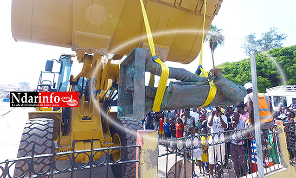 La statue de Faidherbe transférée (vidéo)