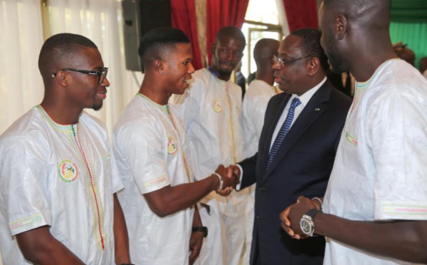 Macky SALL promet ’’une prime spéciale’’ de 20 millions FCFA  à chaque lion