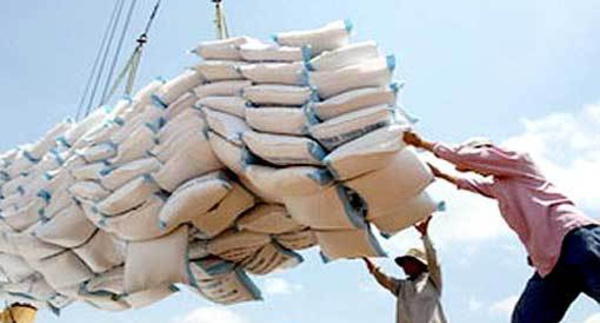 Des dizaines de tonnes de riz saisies par la douane mauritanienne à Rosso