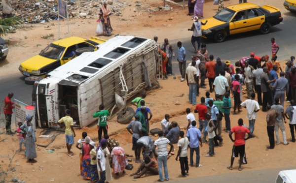 Accident mortel à l’entrée de Saint-Louis : un mort et 17 blessés dont 6 graves