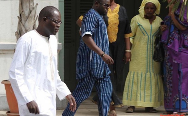 Mairie de Dakar : Khalifa Sall restitue sa voiture de fonction