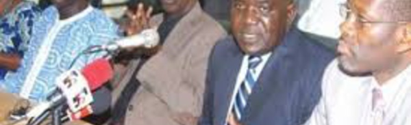 CETTE RÉTICENCE QUI TUE LE PDS À PETIT FEU